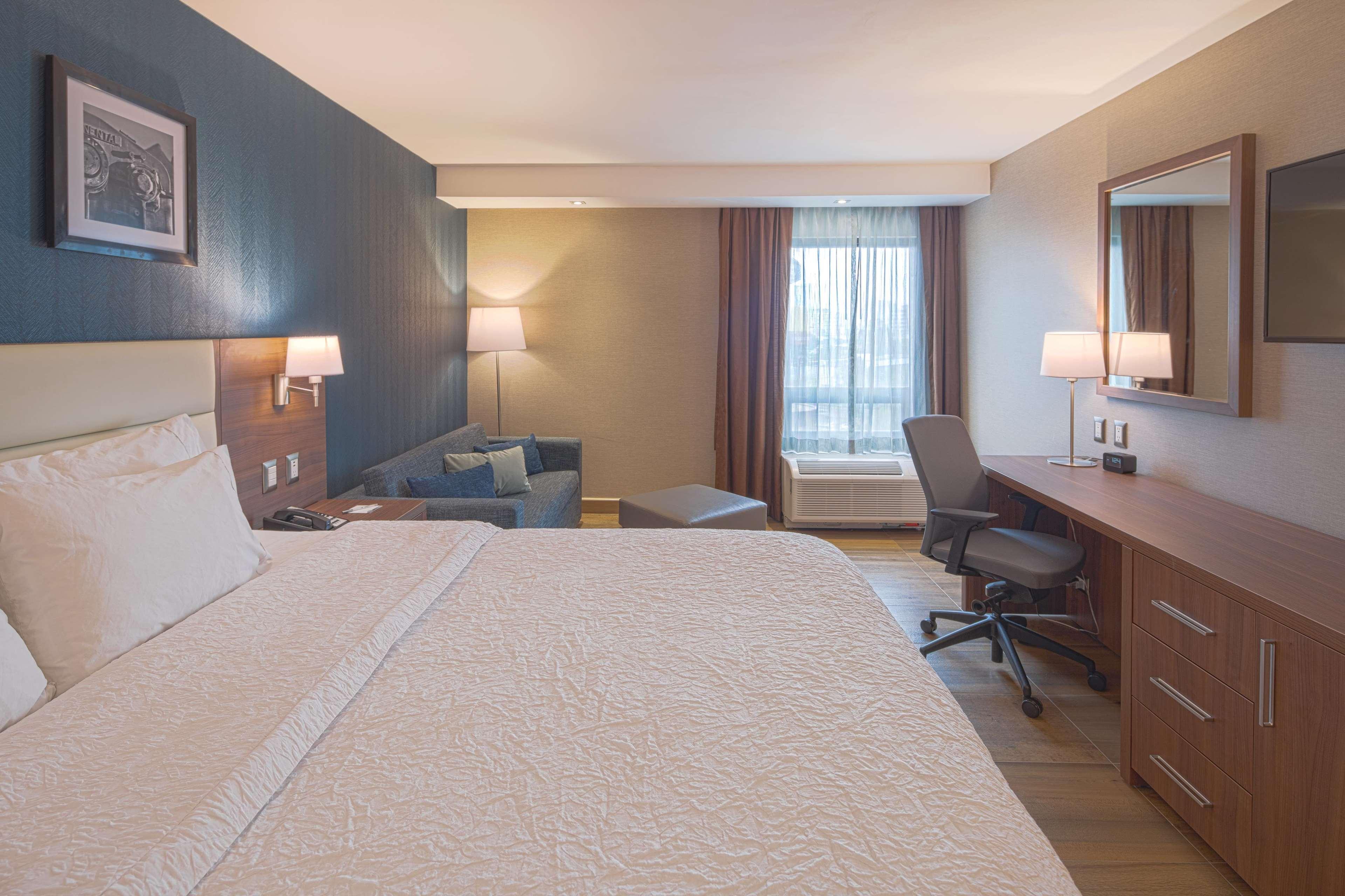 Hampton By Hilton Monterrey Galerias Obispado Esterno foto
