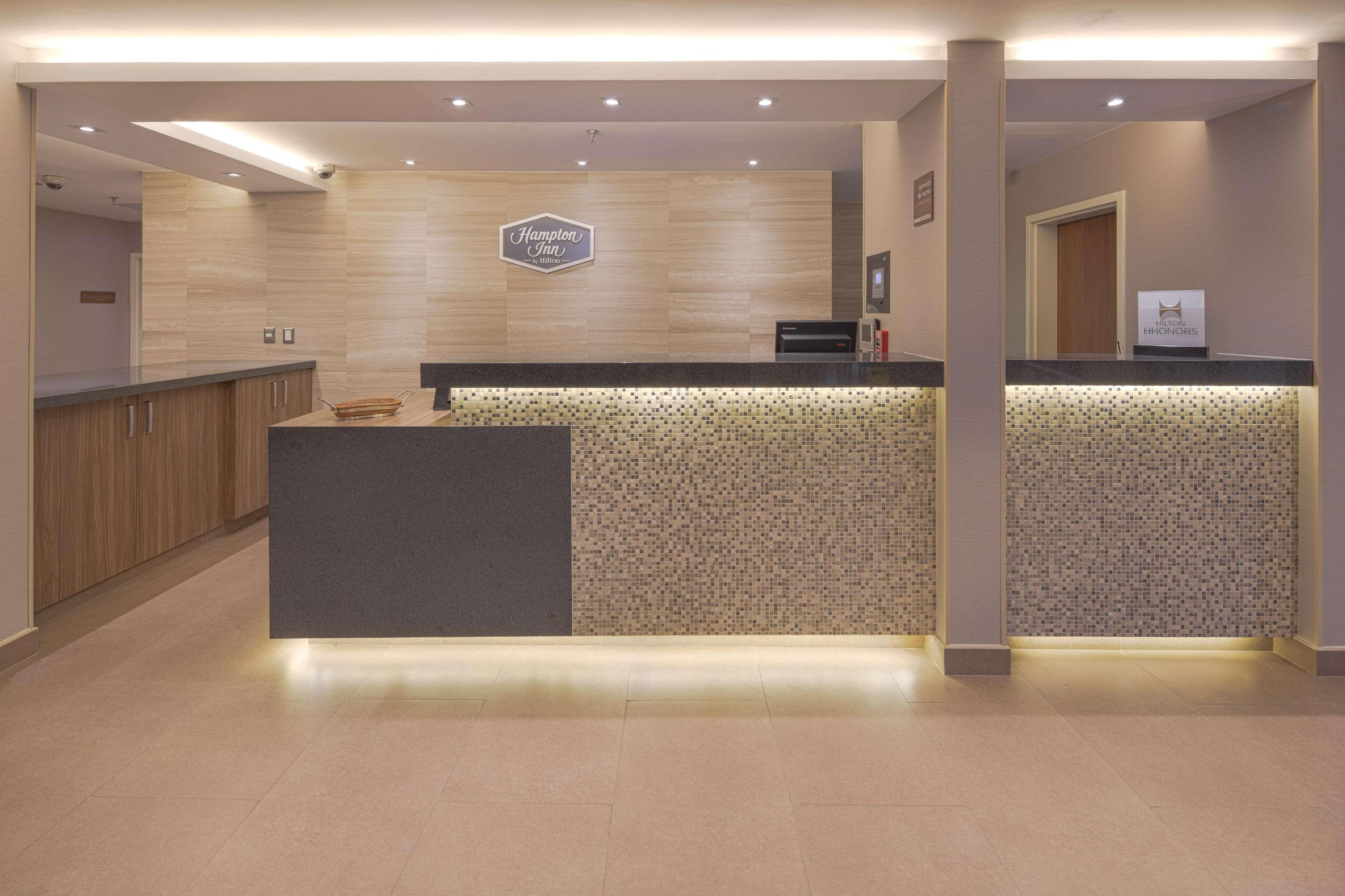 Hampton By Hilton Monterrey Galerias Obispado Esterno foto