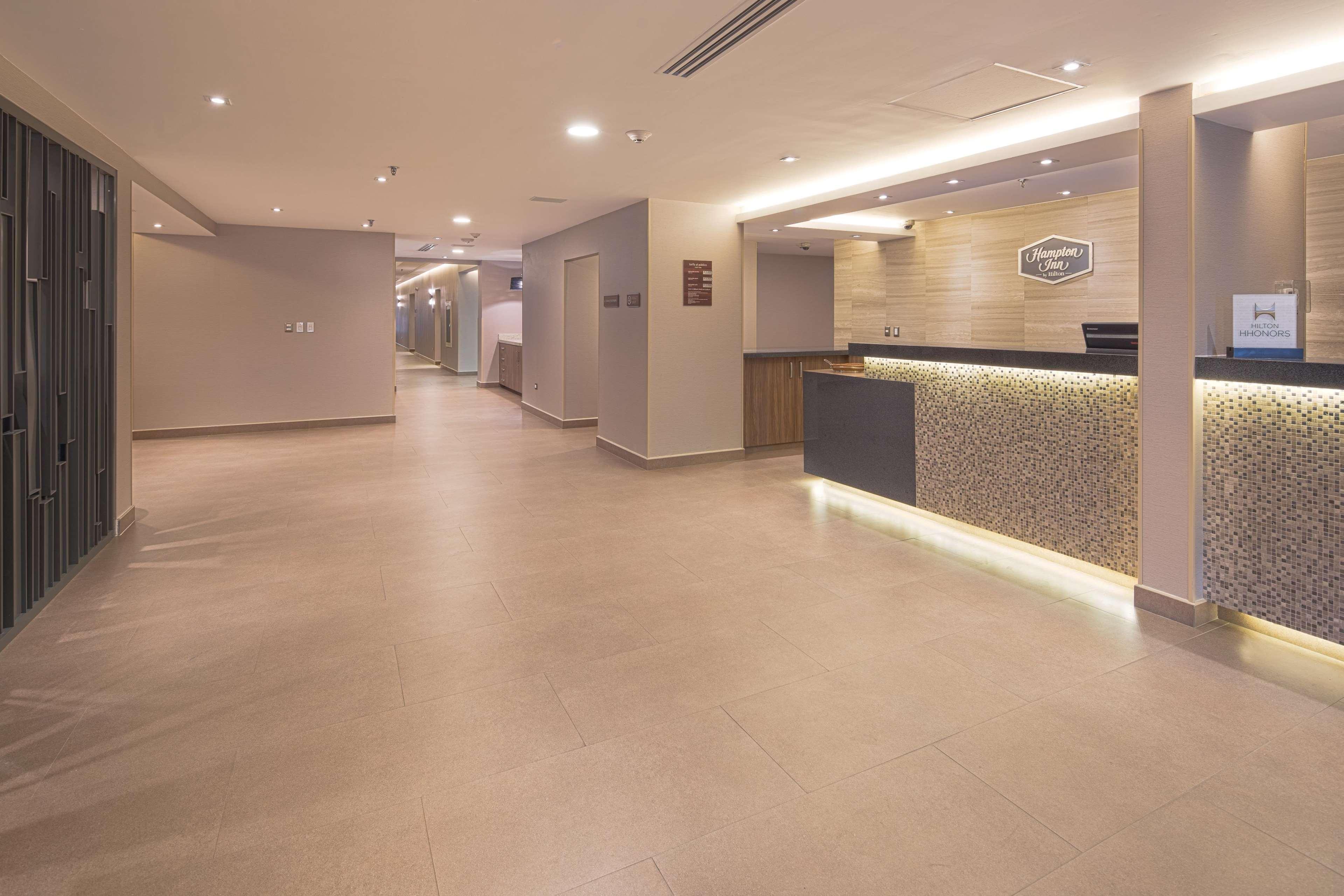 Hampton By Hilton Monterrey Galerias Obispado Esterno foto