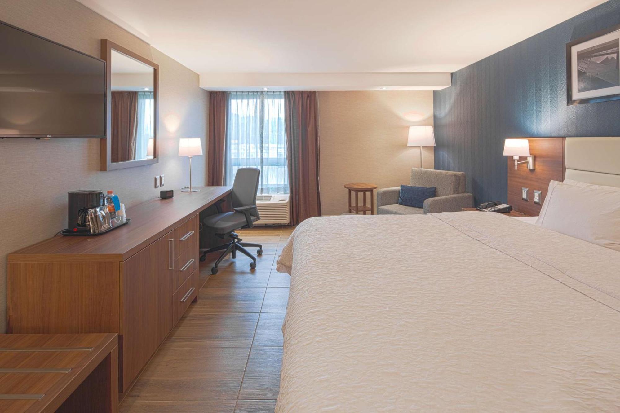 Hampton By Hilton Monterrey Galerias Obispado Esterno foto
