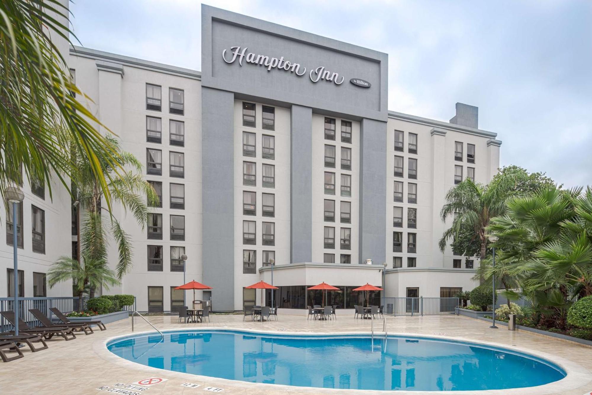 Hampton By Hilton Monterrey Galerias Obispado Esterno foto