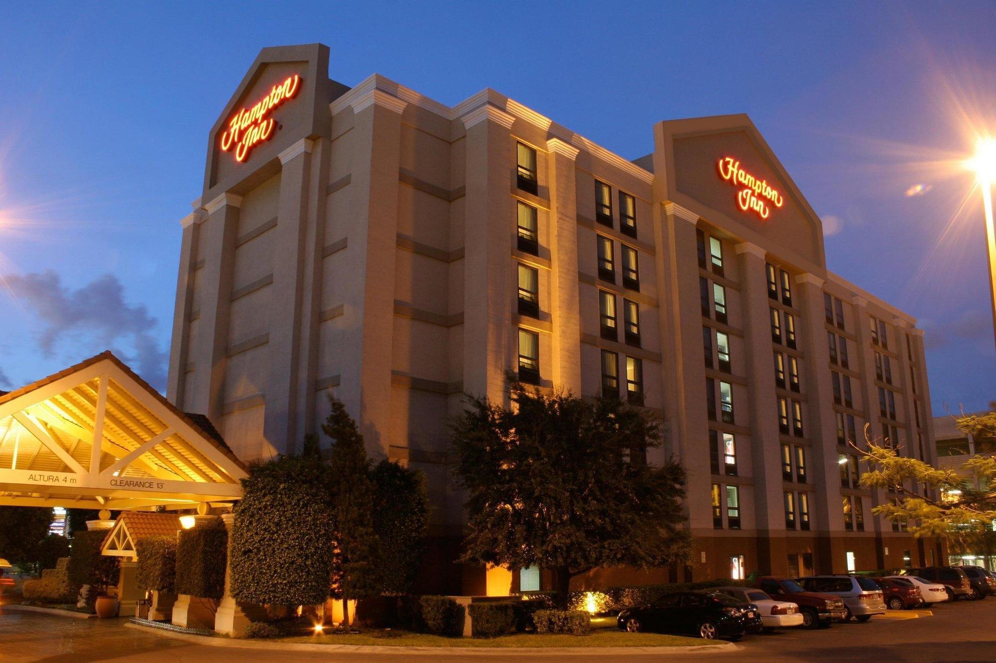 Hampton By Hilton Monterrey Galerias Obispado Esterno foto